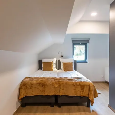 Hotel Seven - Les *