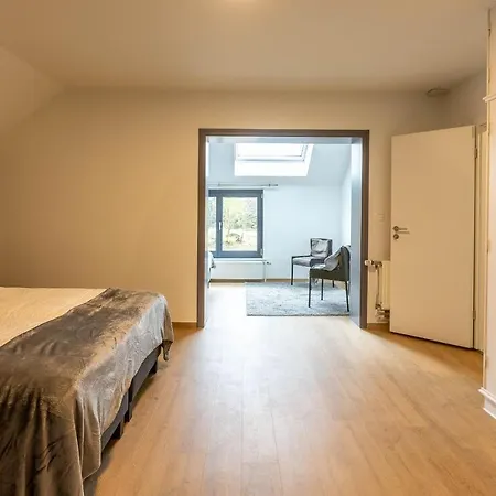 Seven - Les Hotel *