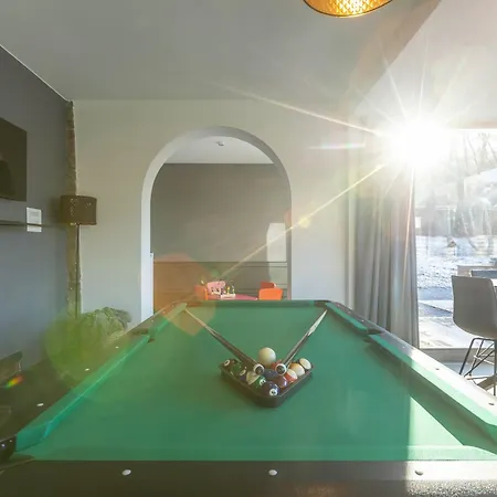 Seven - Les Hotel *