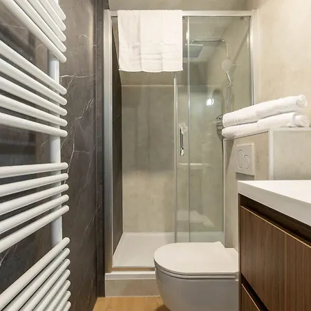 Seven - Les Hotel